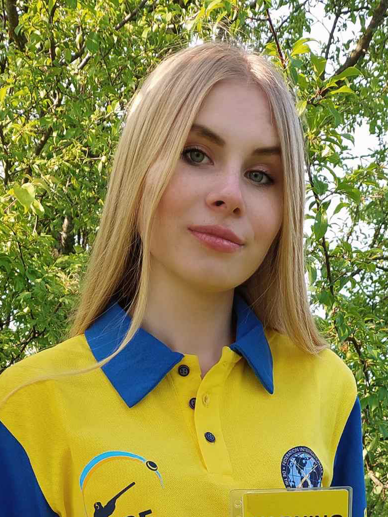 Діана Миколайчук