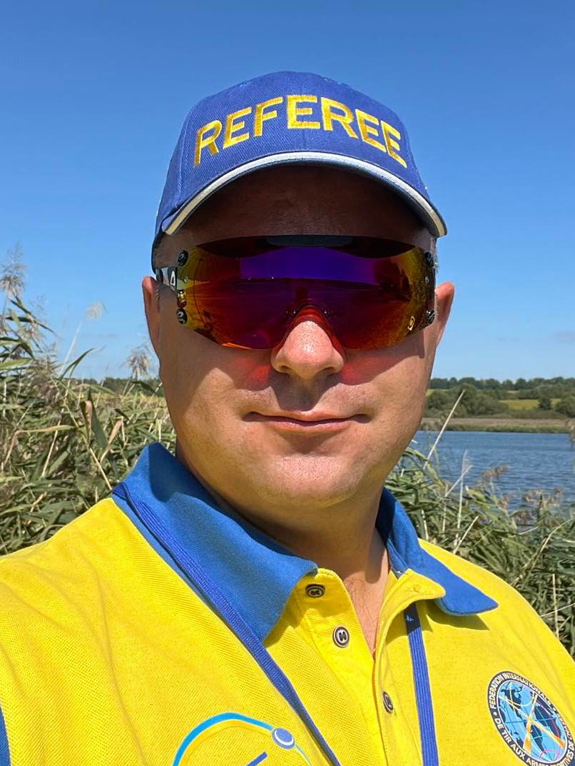 Михайло Ряднов