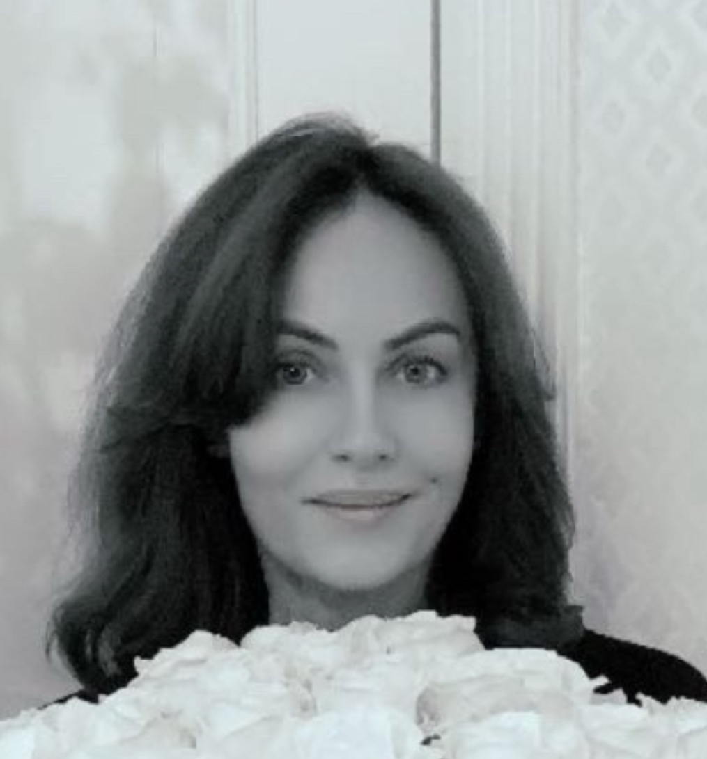 Олена Прозорова